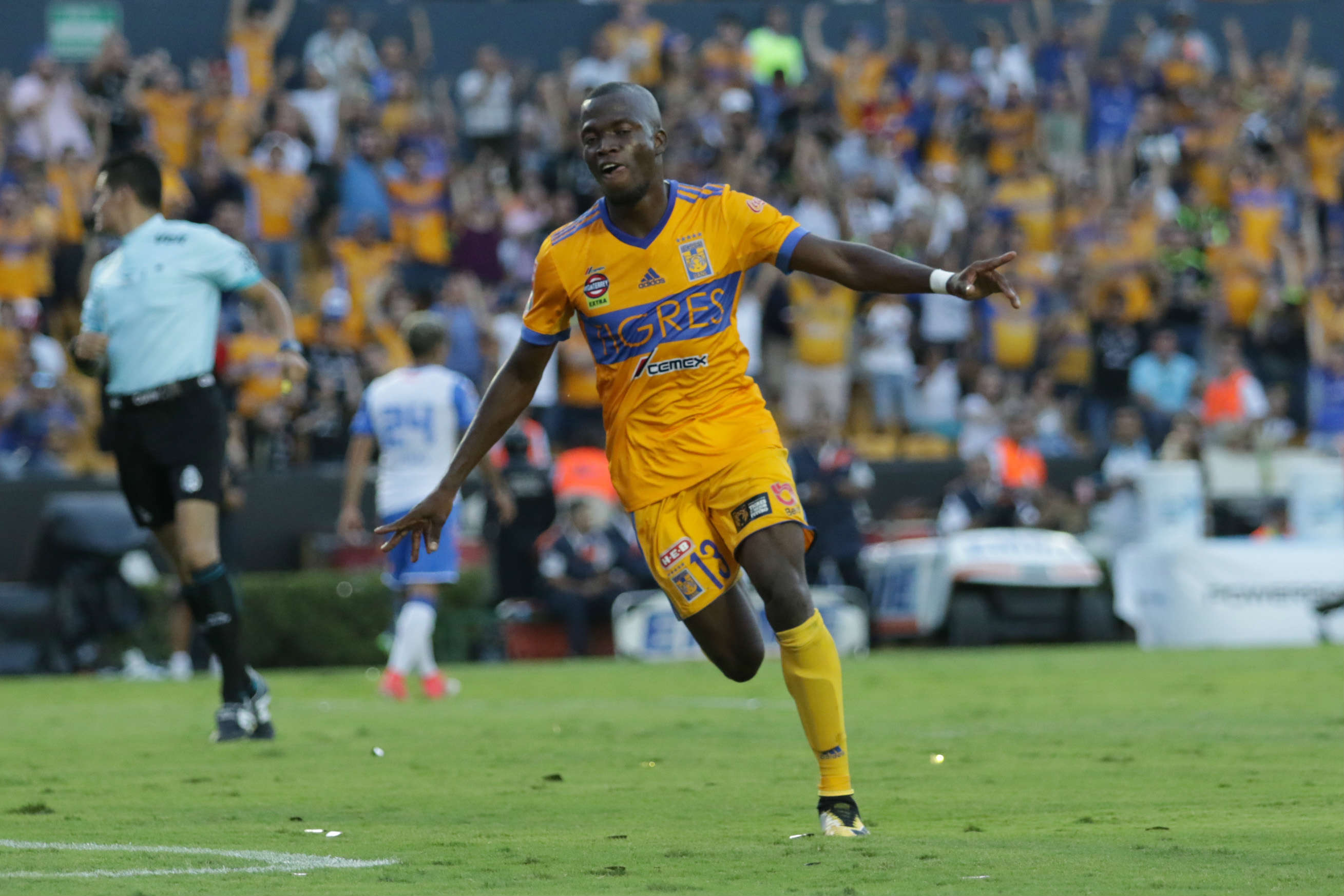 Enner Valencia anotó un triplete en su primer partido con Tigres