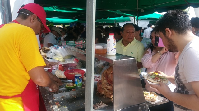 Festival de la Torta de la barda en Tampico.