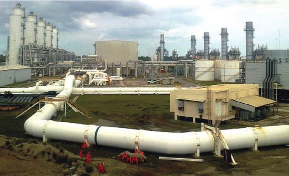La exploración de gas natural abre otro campo de crecimiento para el sector privado local.