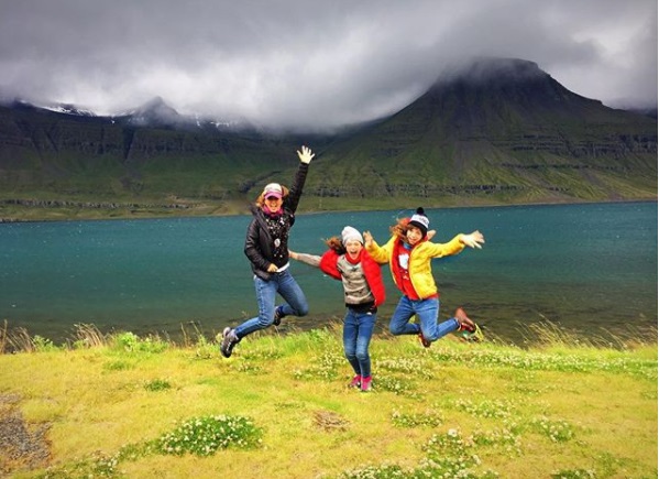 Andrea Legarreta presume vacaciones en Islandia.