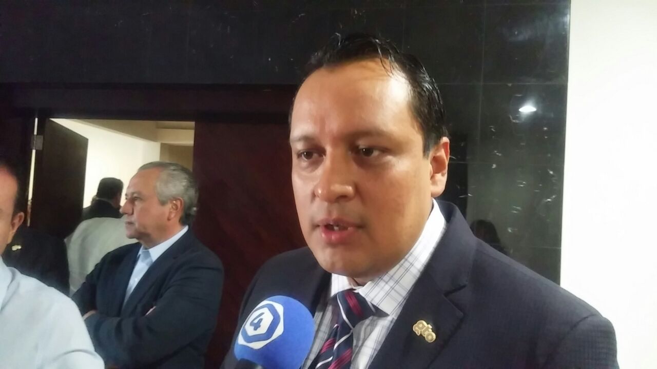 Secretario de Salud de Guanajuato, Daniel Díaz Martínez. 