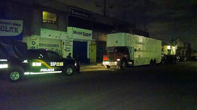 El lugar fue asegurado por policías.