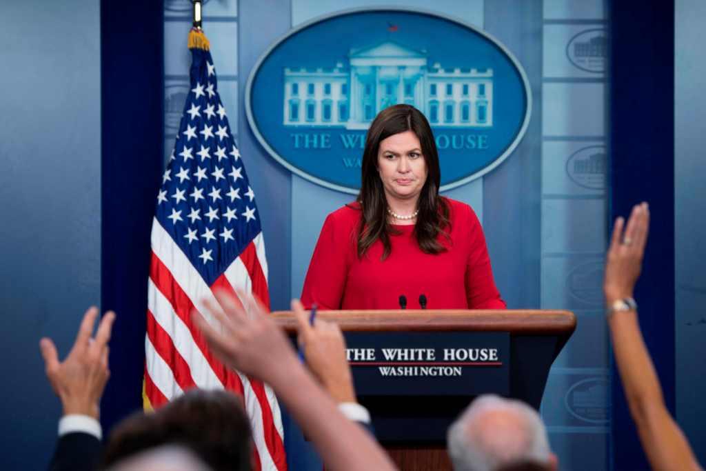 La vocera de la Casa Blanca, Sarah Huckabee Sanders, dijo que Trump se refería a la conversación que tuvo con Peña en el G20.