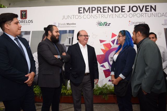 El gobernador puso a disposición una bolsa de 18 millones de pesos para apoyar a jóvenes emprendedores.