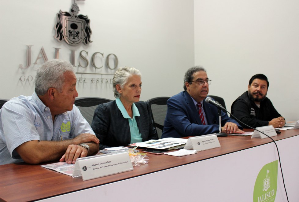 Presentación del programa Cultura A-Pantalla, que llevará a cabo proyecciones gratuitas en el Parque Metropolitano.