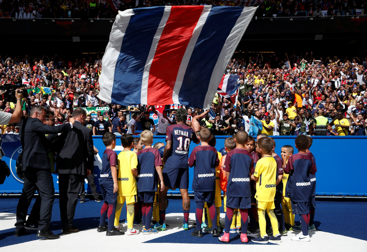 Hola Neymar, hola París