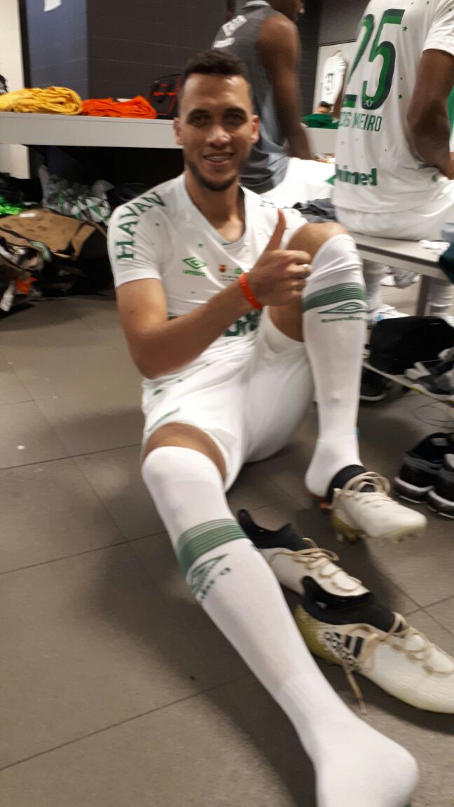Helio Neto con el uniforme del Chapecoense 