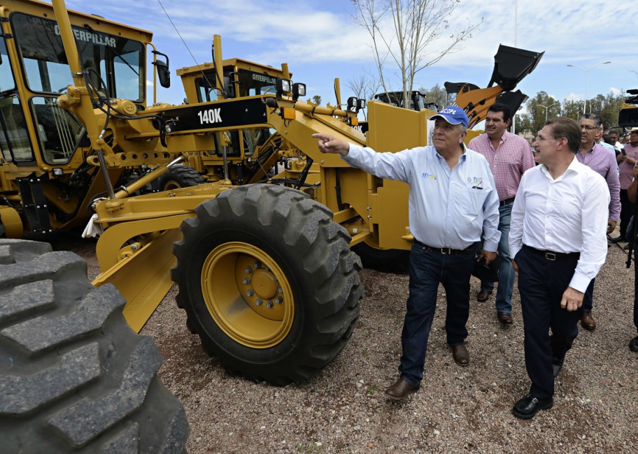 El programa servirá para dar mantenimiento a los caminos rurales.