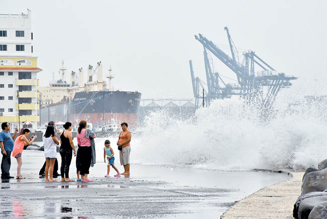 El arribo del fenómeno meteorológico al puerto será entre los municipios Huautla y Misantla. 