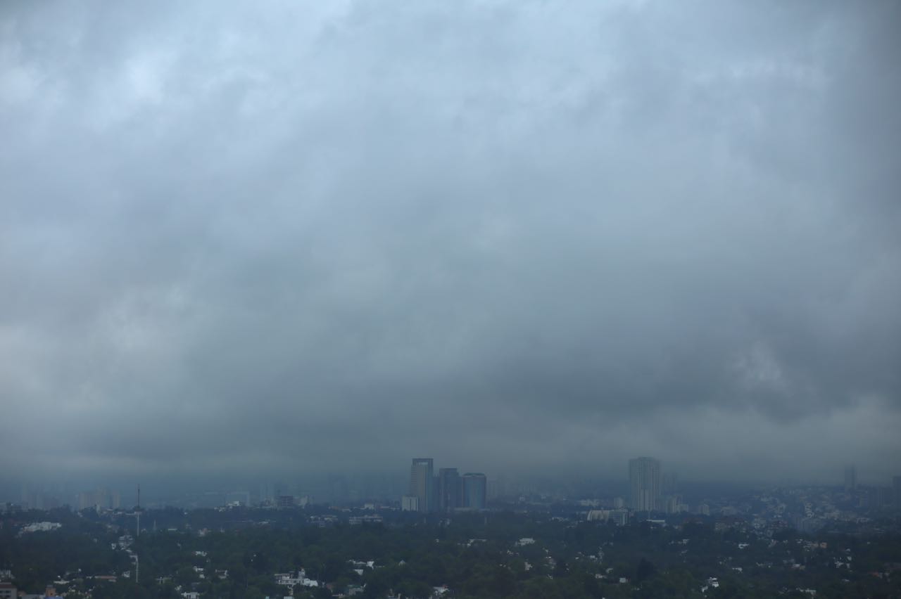 Debido a la tormenta 'Franklin', lloverá en las 16 delegaciones de la capital a lo largo del día.