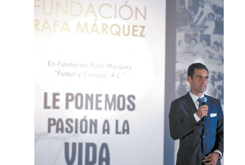 Los bienes del futbolista están congelados, confirma su abogado. 