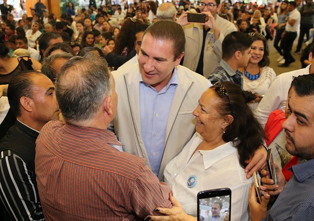 El aspirante del PAN a la candidatura presidencial, Rafael Moreno Valle. 