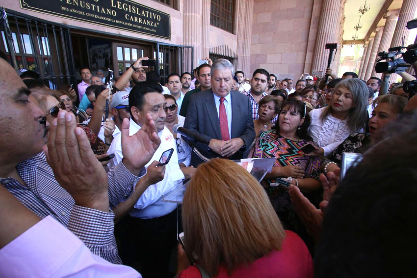 Congreso de Coahuila tendrá comisión especial para seguimiento del caso del maestro asesinado.