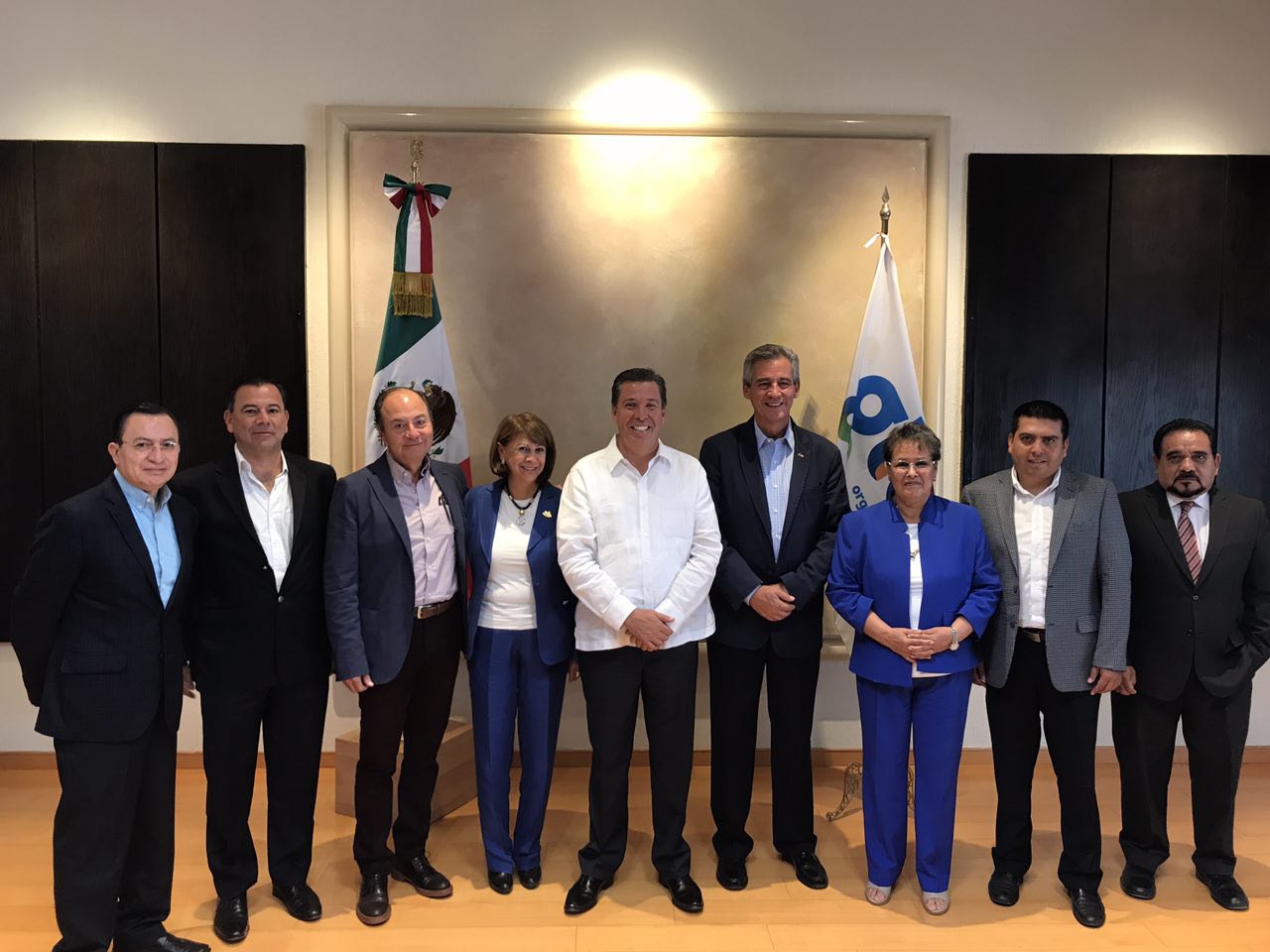Se reunieron autoridades estatales y municipales.