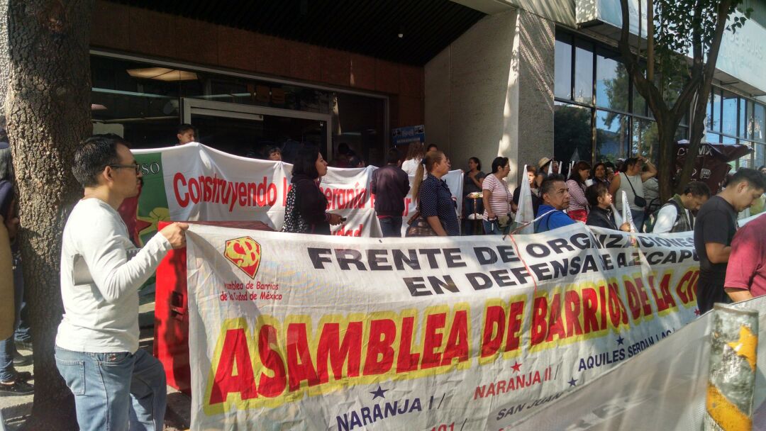 Los manifestantes exigen mantenimiento a la red hidráulica de Azcapotzalco.