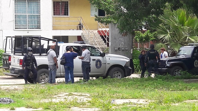 El lugar fue resguardado por personal de la División de Gendarmería de la Policía Federal, unidades caninas y el Ejército.
