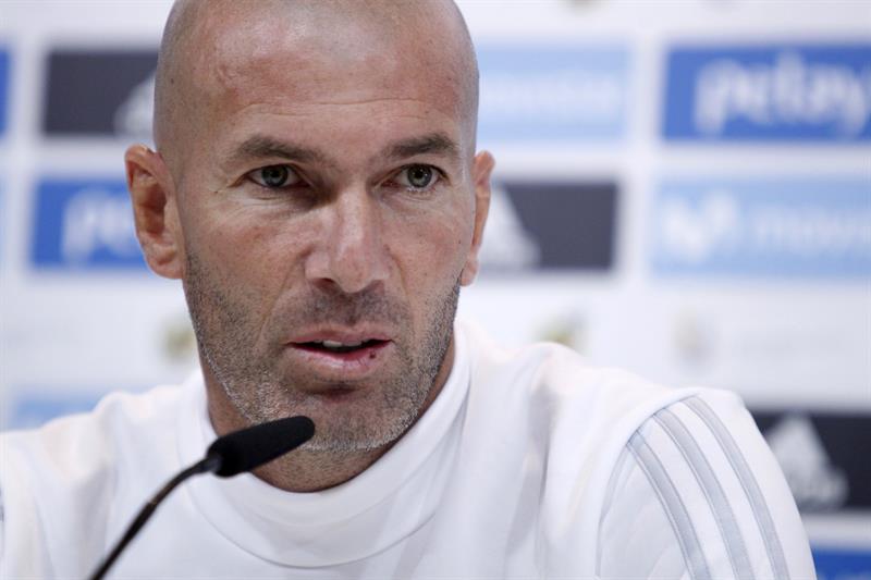 Zinedine Zidane durante rueda de prensa