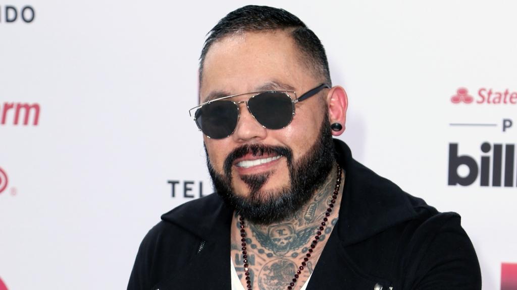 El cantante fue arrestado por no cumplir con la manutención.