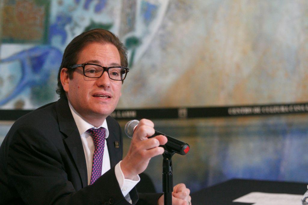 El funcionario indicó que el tema de “los bajos salarios” en México se debe abordar, “por necesidad”.