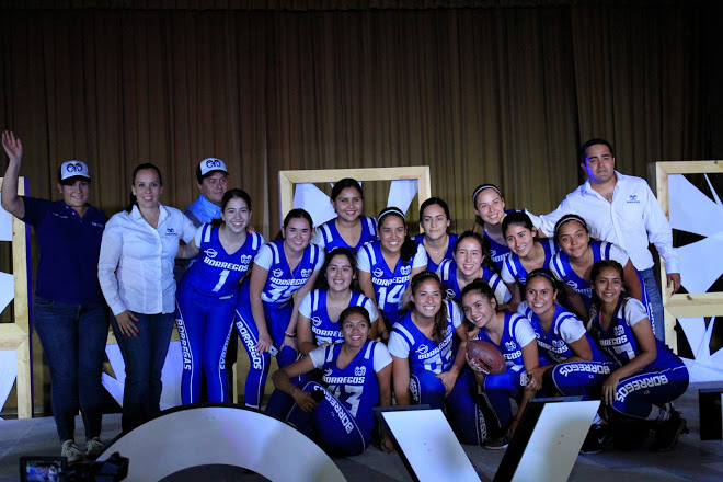 Equipo femenil de tochito.