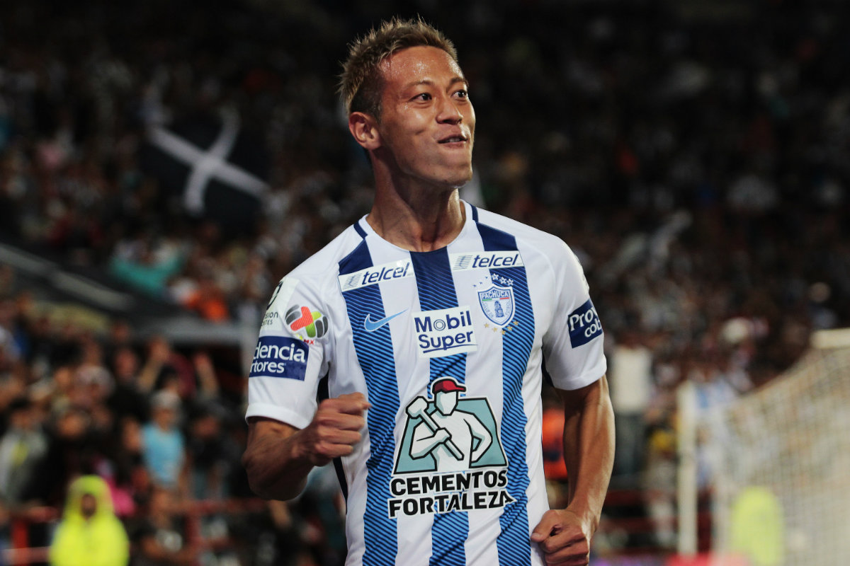 Keisuke Honda festeja su gol