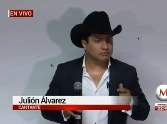 Julión Álvarez dijo que sus presentaciones en México continúan sin problemas.