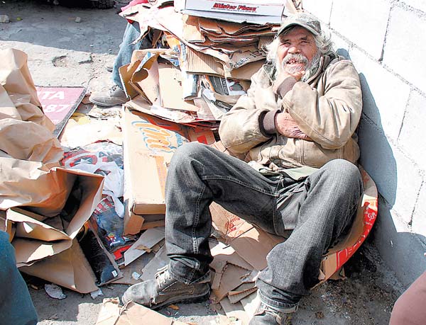 Quienes tienen más de 65 años, obligados a seguir trabajando porque no tienen garantía de ingreso.