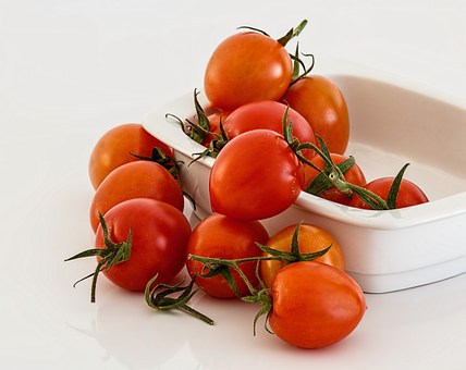 No refrigeres los jitomates, pues esto ocasiona que su sabor disminuya notoriamente.