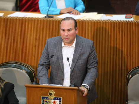 Arturo Salinas, diputado y coordinador del PAN. 