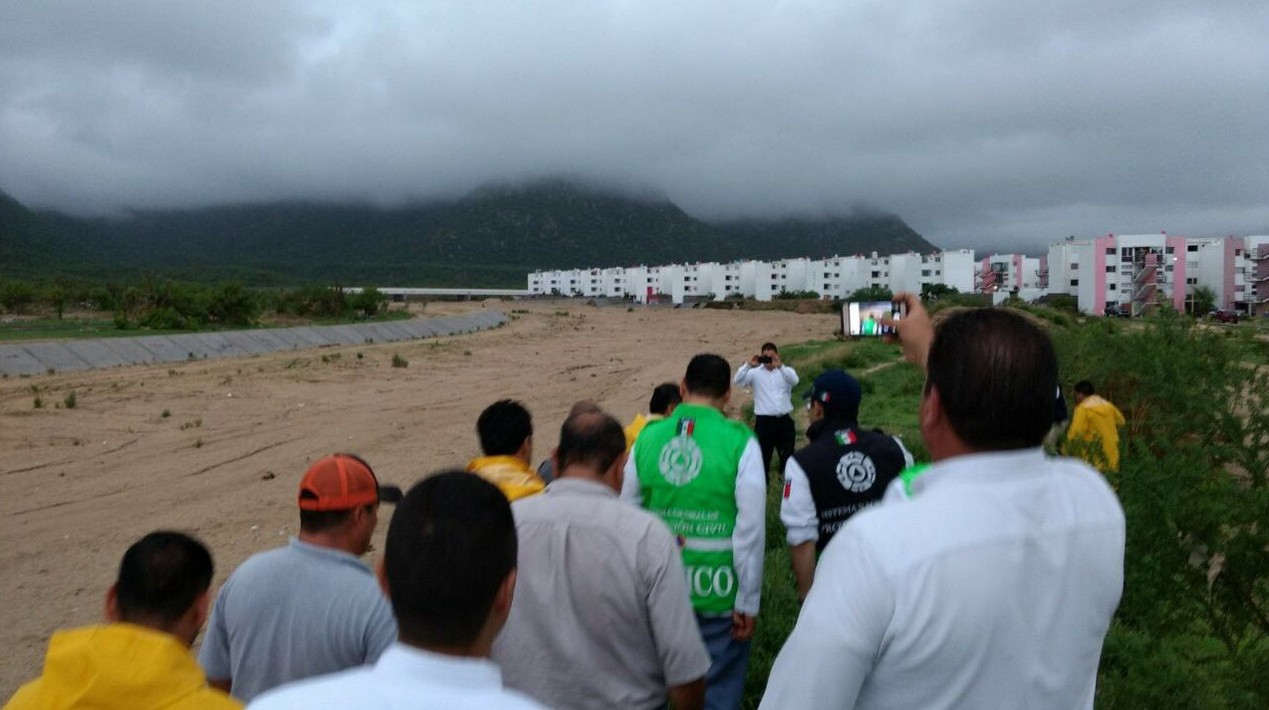 En Baja California Sur se encuentra el director general de Protección Civil coordinando las acciones preventivas por la tormenta tropical.