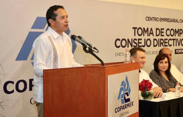 Carlos Joaquín, gobernador de Quintana Roo.