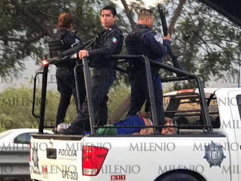 Los asaltantes fueron interceptados por policías cuando trataban de huir. 