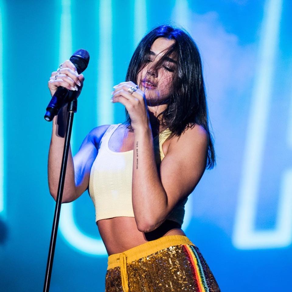 Dua Lipa se suma al cartel del Corona Capital 2017.  