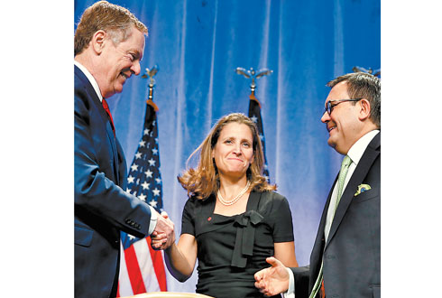 Robert Lighthizer, Chrystia Freeland e Ildefonso Guajardo, en la apertura del diálogo en Washington. 