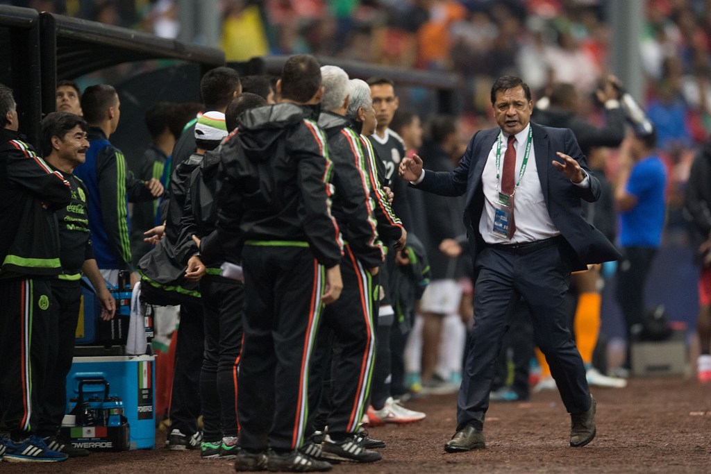 Pompilio Páez, auxiliar técnico de Juan Carlos Osorio 