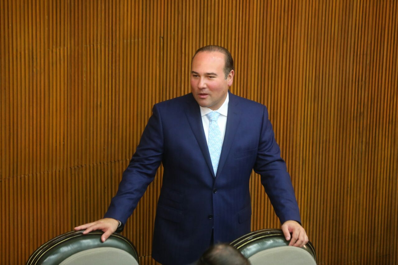 El coordinador de la bancada del PAN, Arturo Salinas.