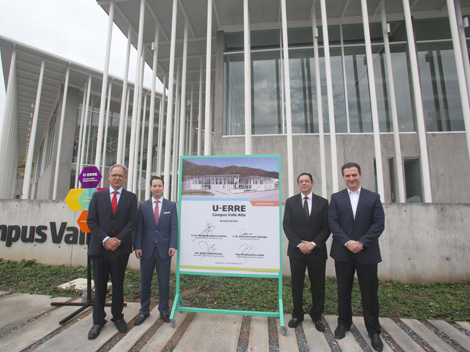 Para la inauguración se contó con la presencia del alcalde de Monterrey, Adrián de la Garza Santos.