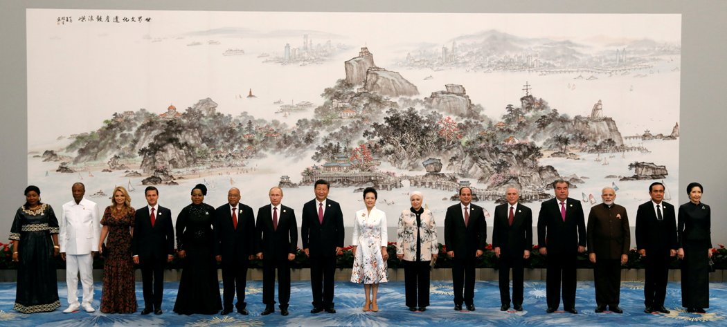 Xi Jinping dijo durante una sesión plenaria en la cumbre de líderes de los BRICS que las cinco economías emergentes -Brasil, Rusia, India, China y Sud