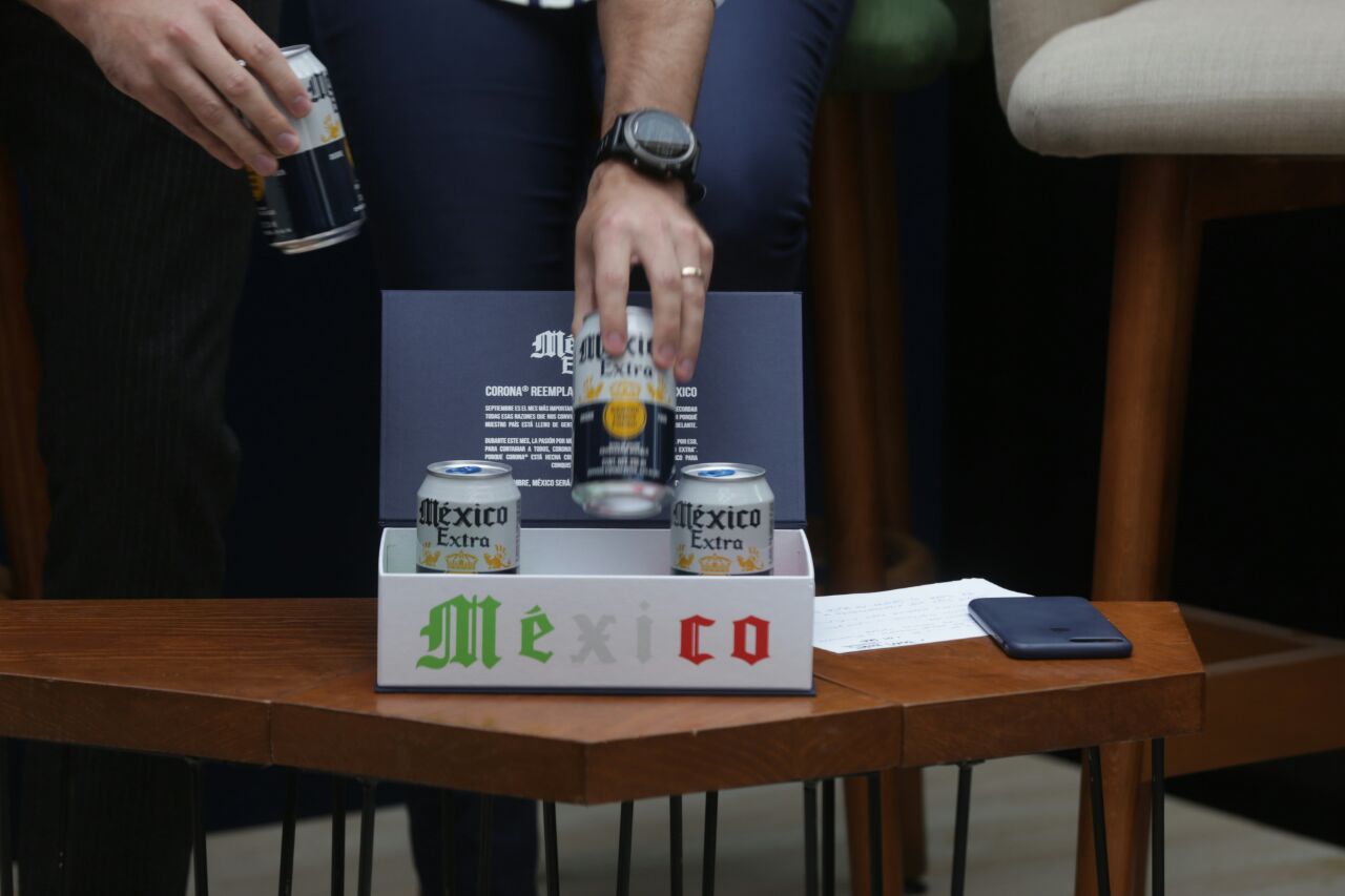 Durante la presentación de la edición conmemorativa.