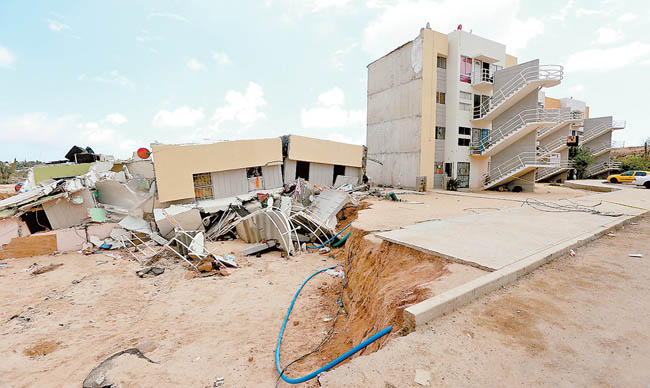 Viviendas afectadas por el paso del fenómeno meteorológico en Los Cabos. 
