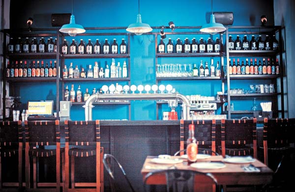 Los clientes pueden llevar su "growler" y rellenarlo con la bebida. 