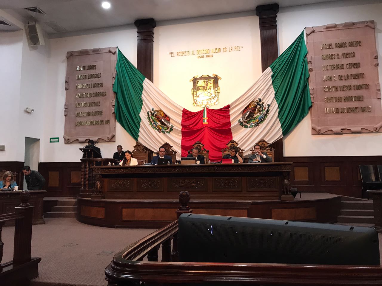 Cada diputado donó 5 mil pesos en efectivo para los damnificados por el sismo.