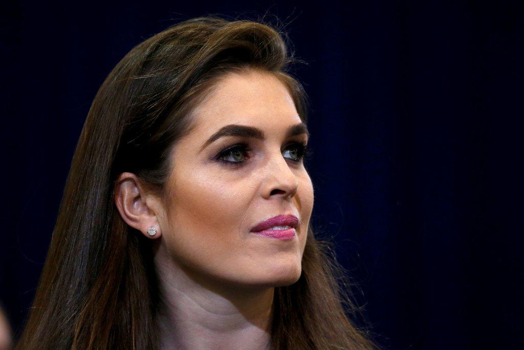 Hicks, de 28 años, es la tercera directora de comunicaciones en algo menos de ocho meses.