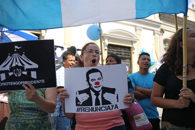 Rigoberta Menchú afirmó a través de un comunicado que la inmunidad de Morales sólo favorece al “sistema corrupto” de Guatemala.