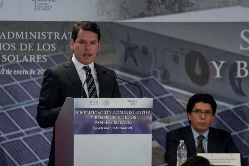 Aunque 99% del servicio eléctrico ya se restableció en Oaxaca y Chiapas, los cortes continuarán debido a las réplicas, informó el director general de 