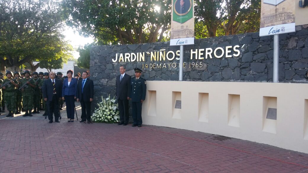 Conmemoración de los Niños Héroes. 