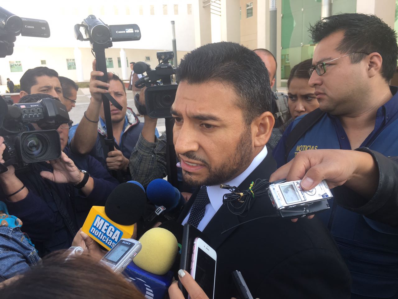 Procurador de Justicia en el Estado de Guanajuato, Carlos Zamarripa Aguirre.
