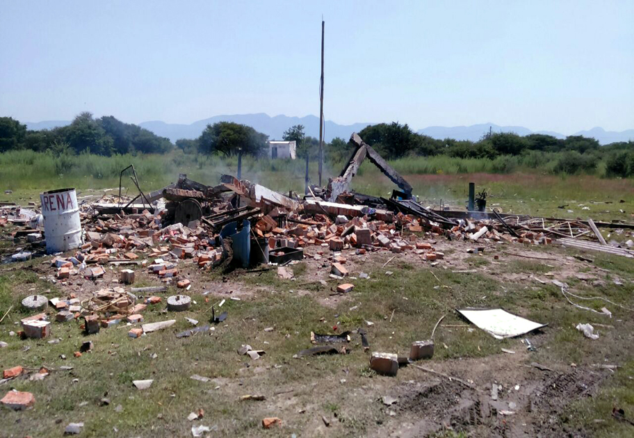 Se reportó a las 13:30 horas.
