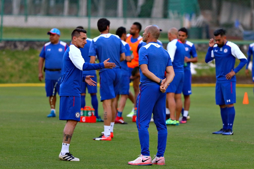 Christian Giménez con Paco Jémez 