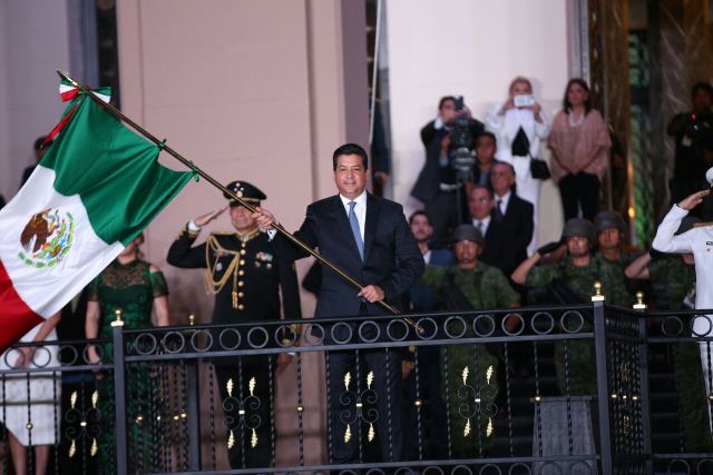 El gobernador de Tamaulipas, Francisco Javier García Cabeza de Vaca, dio el tradicional Grito de Independencia.